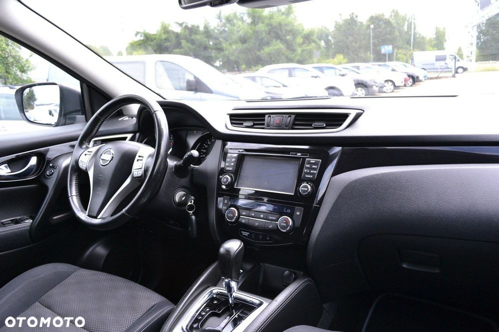 Nissan Qashqai - 11