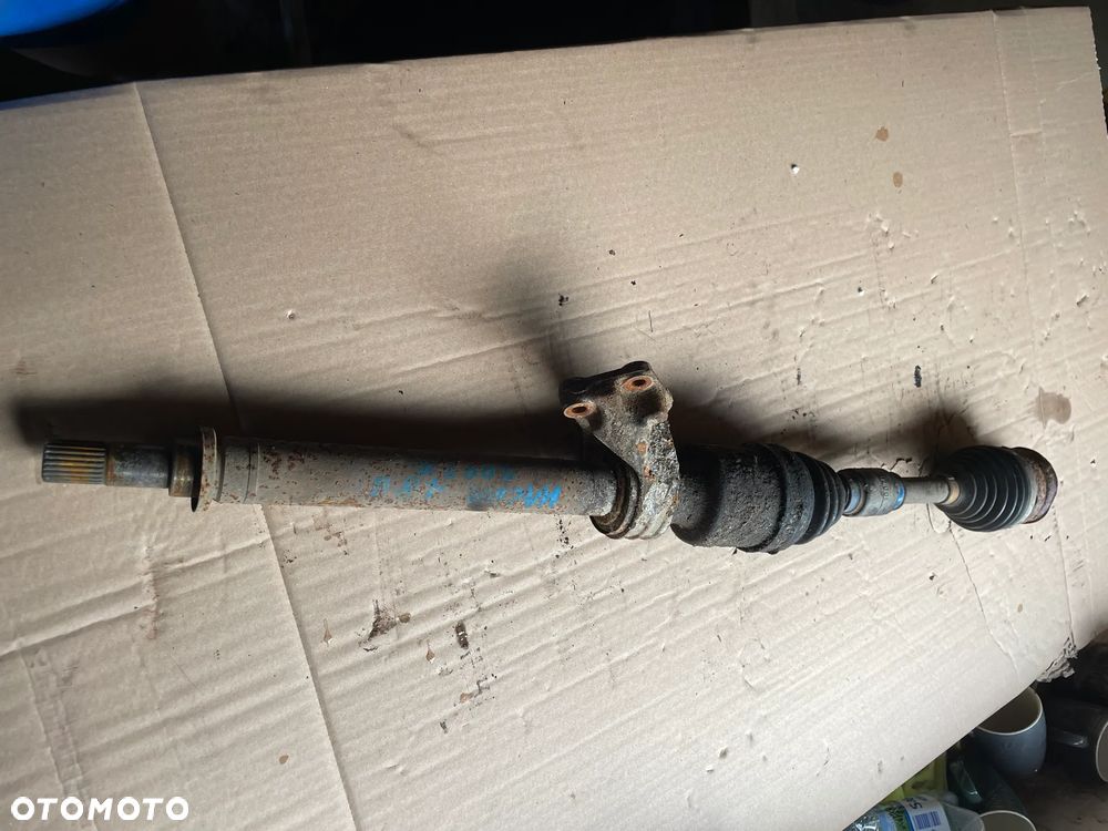 PÓŁOŚ PRAWA DŁUGA MAZDA 3 BK 2003-2008 1.8 BENZYNA - 1