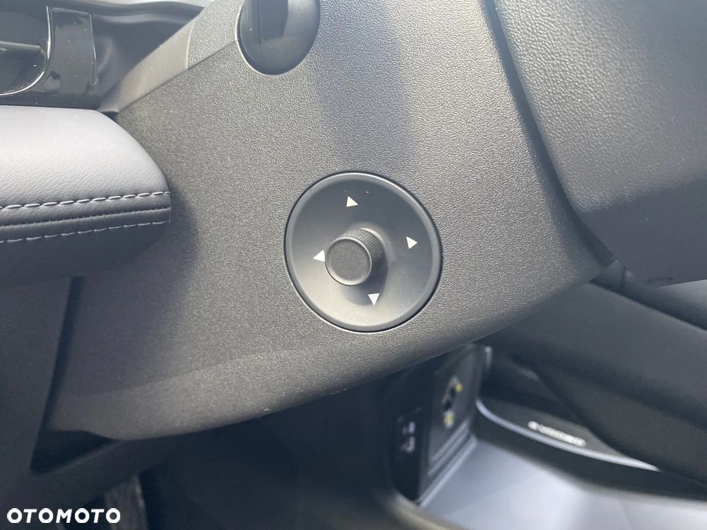 Omoda 9 1.5 Super Hybrid Exclusive AWD - 24