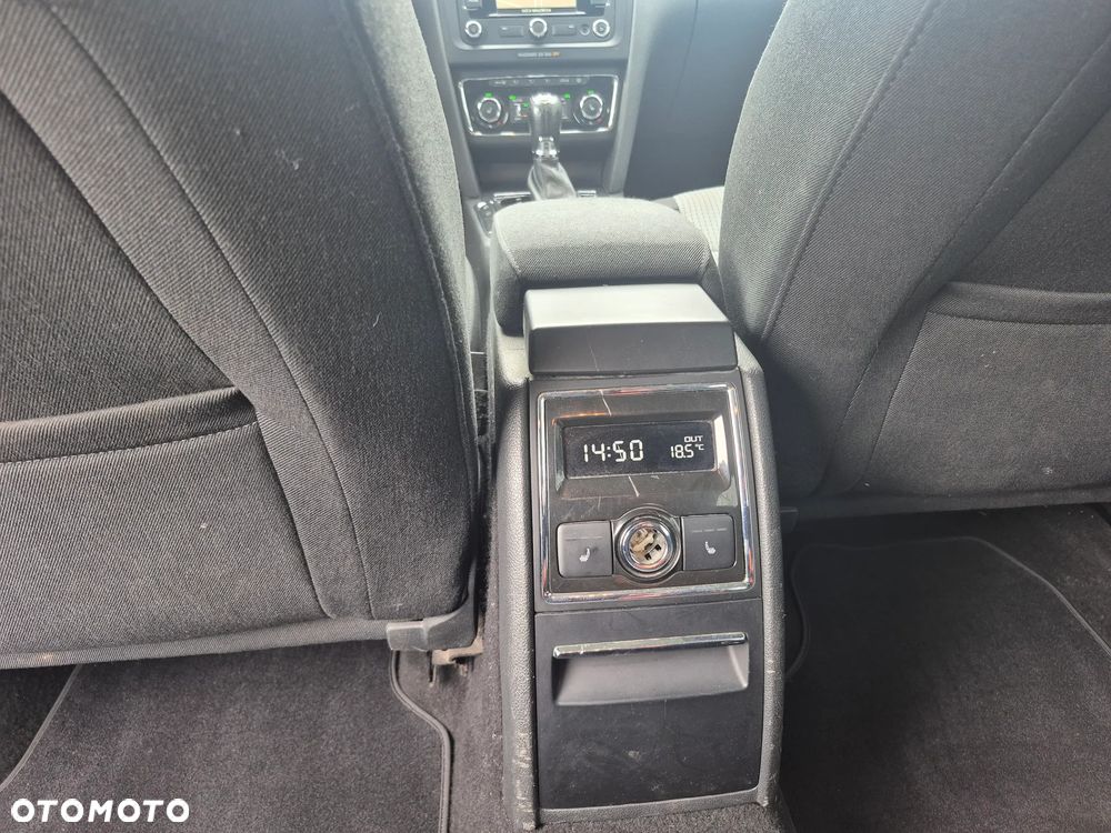 Skoda Superb 2.0 TDI 4x4 Ambition DSG - 9