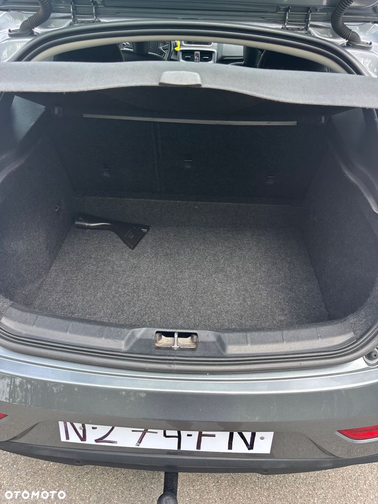 Volvo V40 D2 - 10
