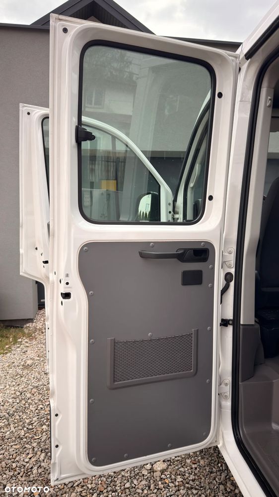 Volkswagen CRAFTER - 21