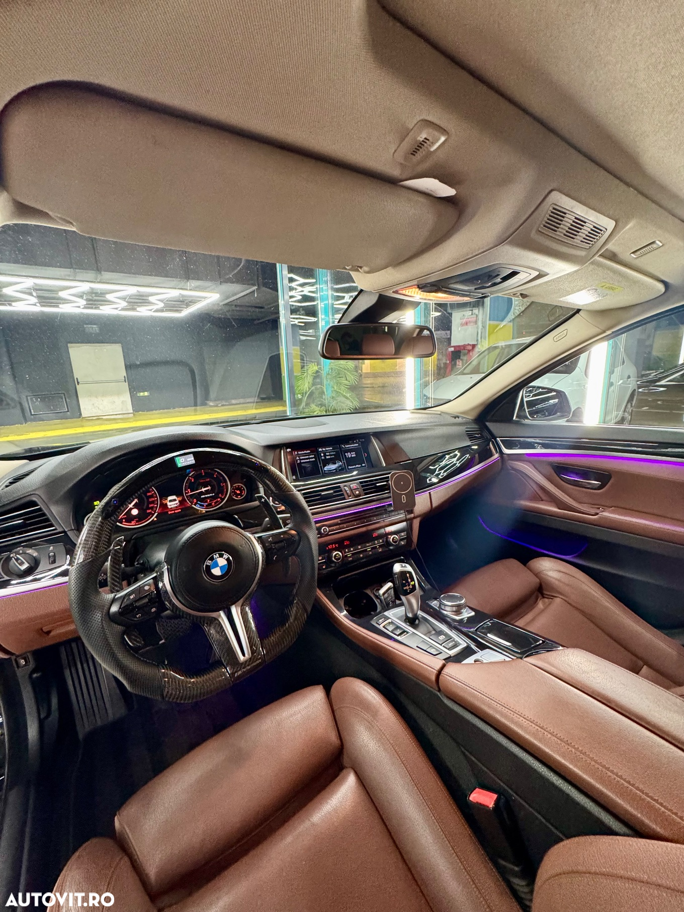 BMW Seria 5 520d AT - 9