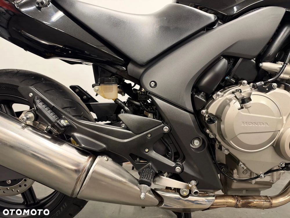 Honda CBF - 34