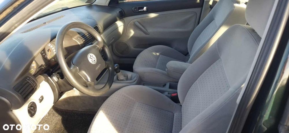 Volkswagen Passat - 6