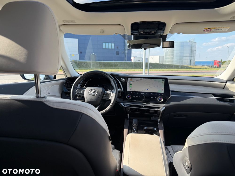 Lexus RX - 12
