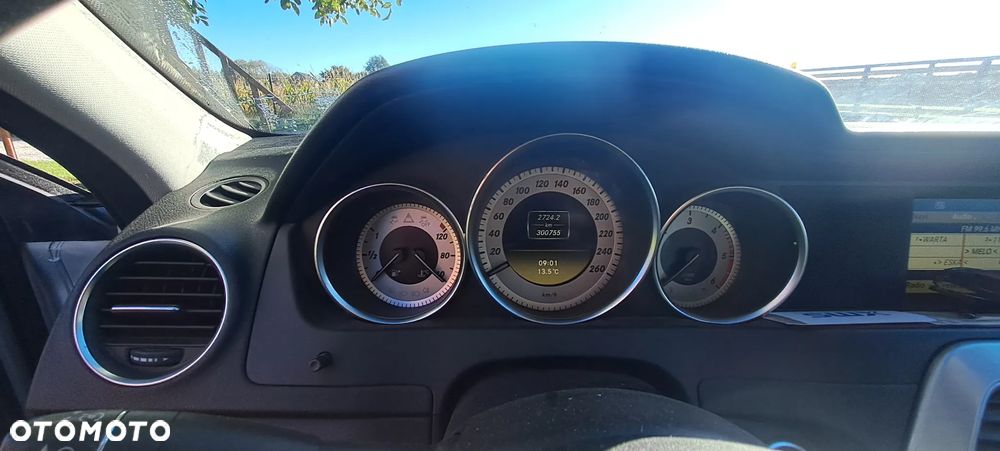 Mercedes-Benz Klasa C 200 CDI BlueEff Avantgarde - 6