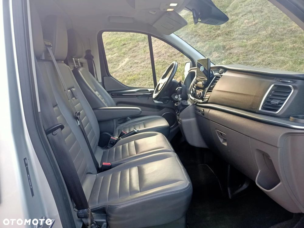 Ford Tourneo Custom 2.0 EcoBlue L2 Titanium SelectShift - 9