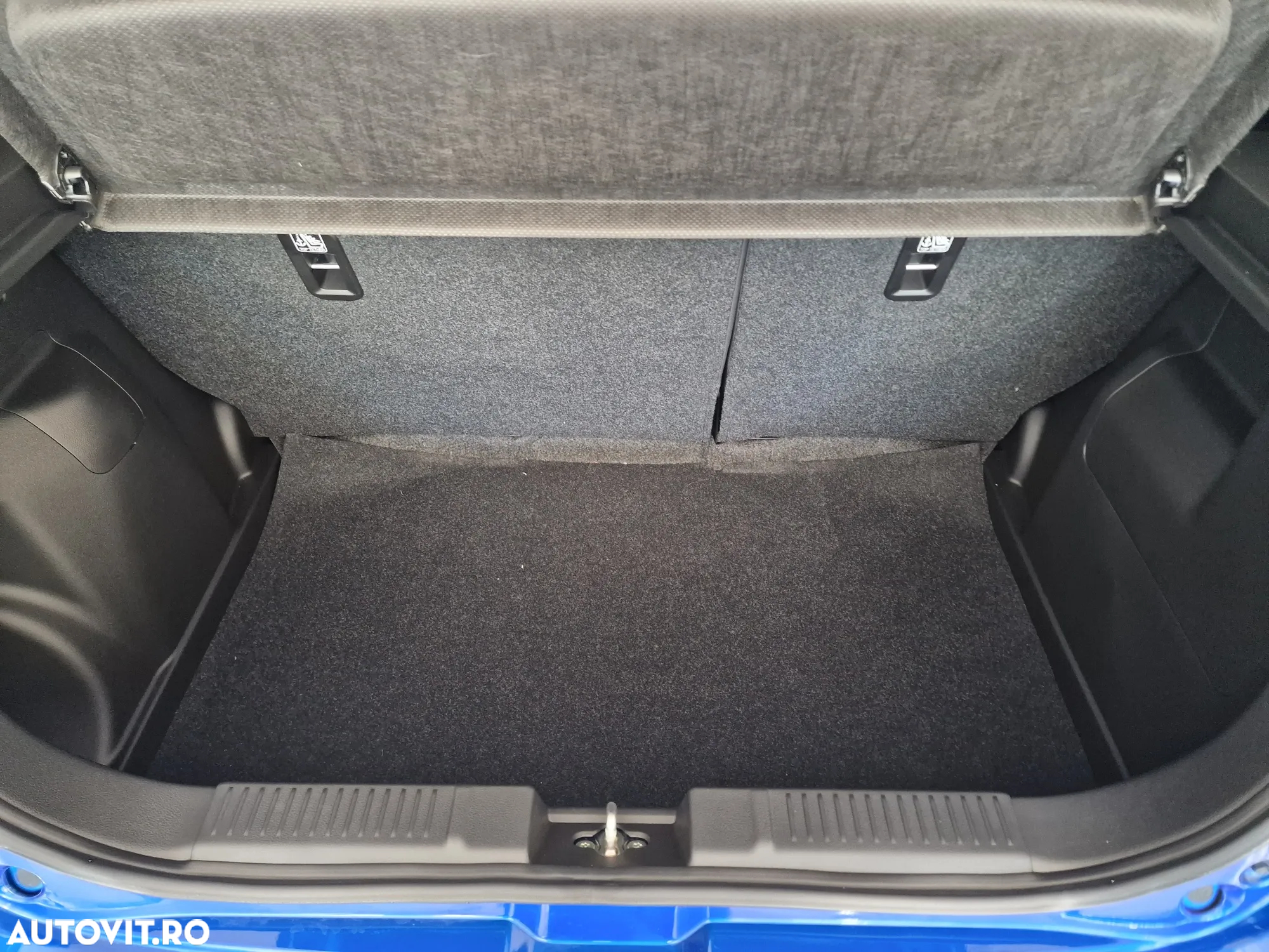Suzuki Swift 1.2 Dualjet 12V MHEV Passion - 19