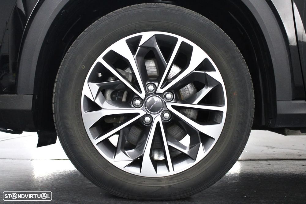 Maxus Euniq 6 Standard - 44