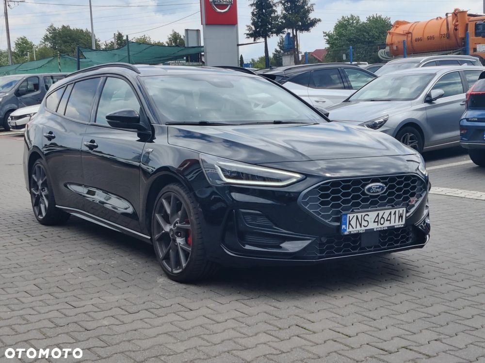 Ford Focus 1.0 EcoBoost Hybrid ST-LINE X - 3