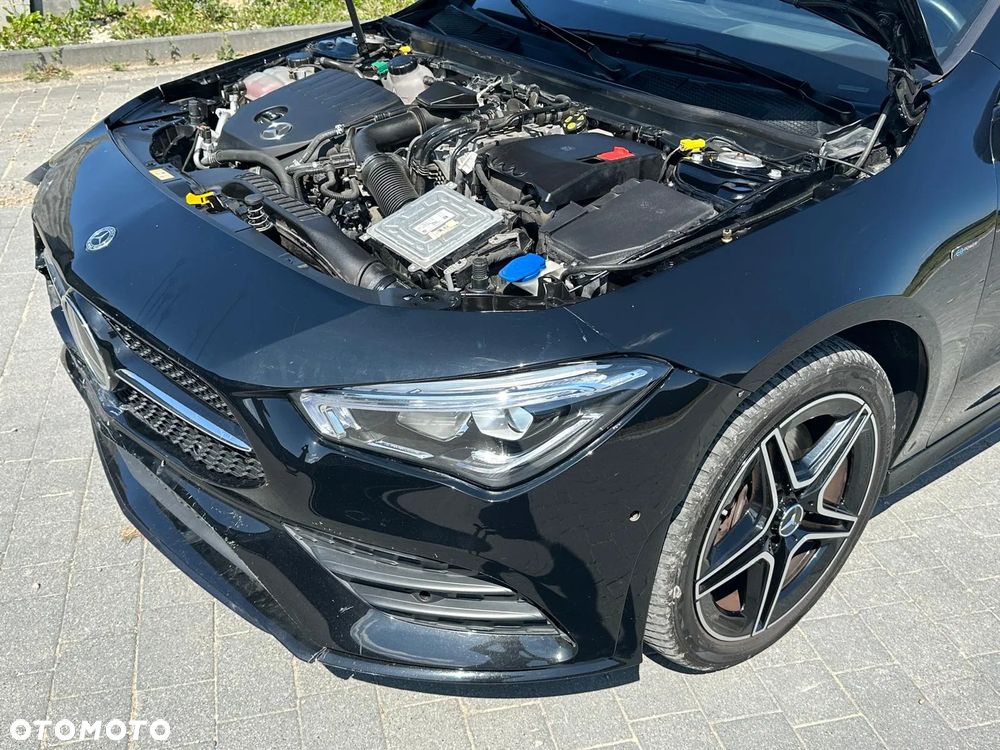 Mercedes-Benz CLA - 23