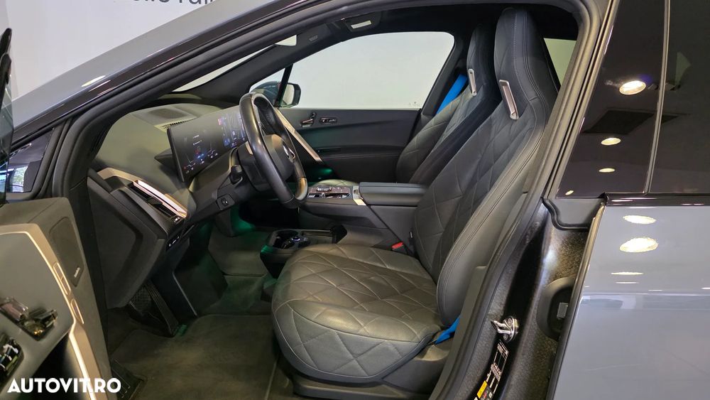 BMW iX xDrive50 - 8