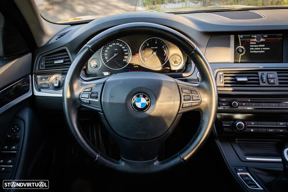 BMW 520 d EfficientDynamics - 16