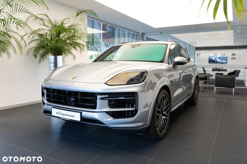 Porsche Cayenne - 3