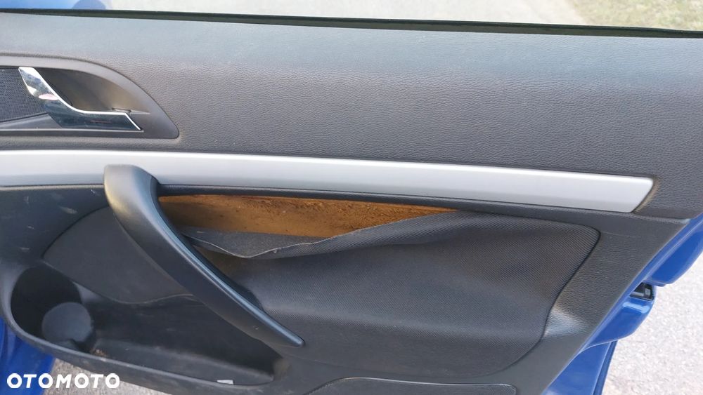 Skoda Octavia 1.6 Combi - 13