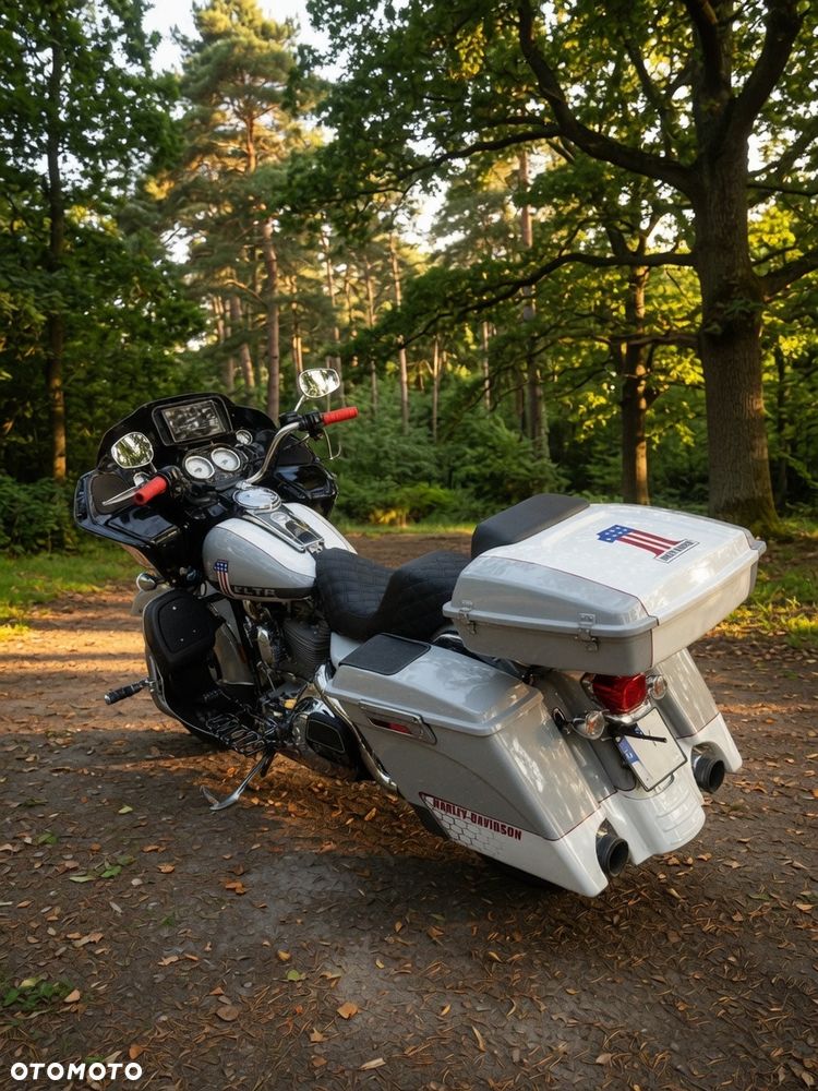 Harley-Davidson Touring Road Glide - 6