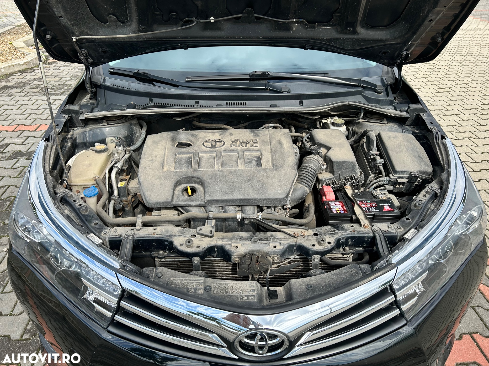 Toyota Corolla 1.6 Luna - 17