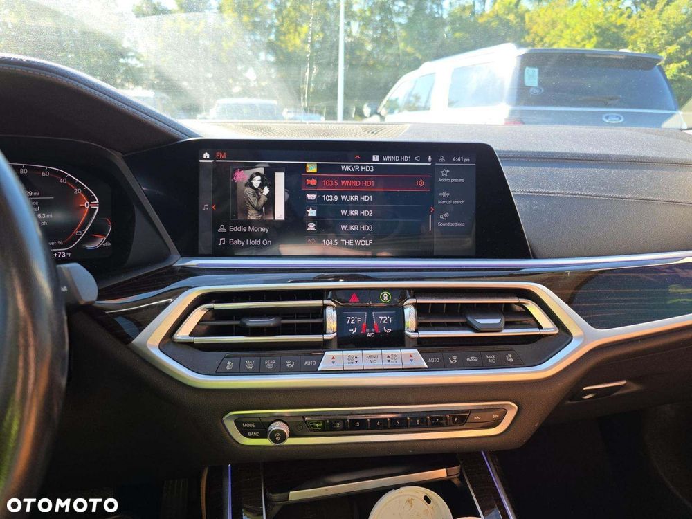 BMW X7 - 7