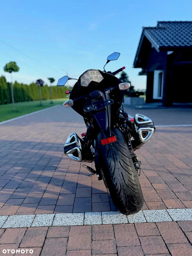 Kawasaki Z - 5