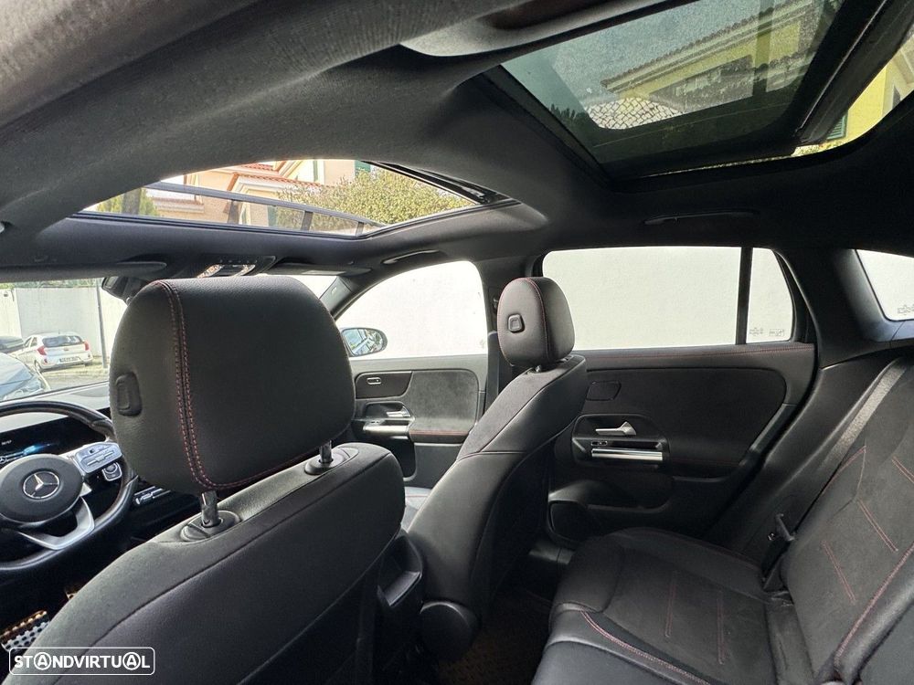 Mercedes-Benz GLA 250 4Matic AMG Line - 16