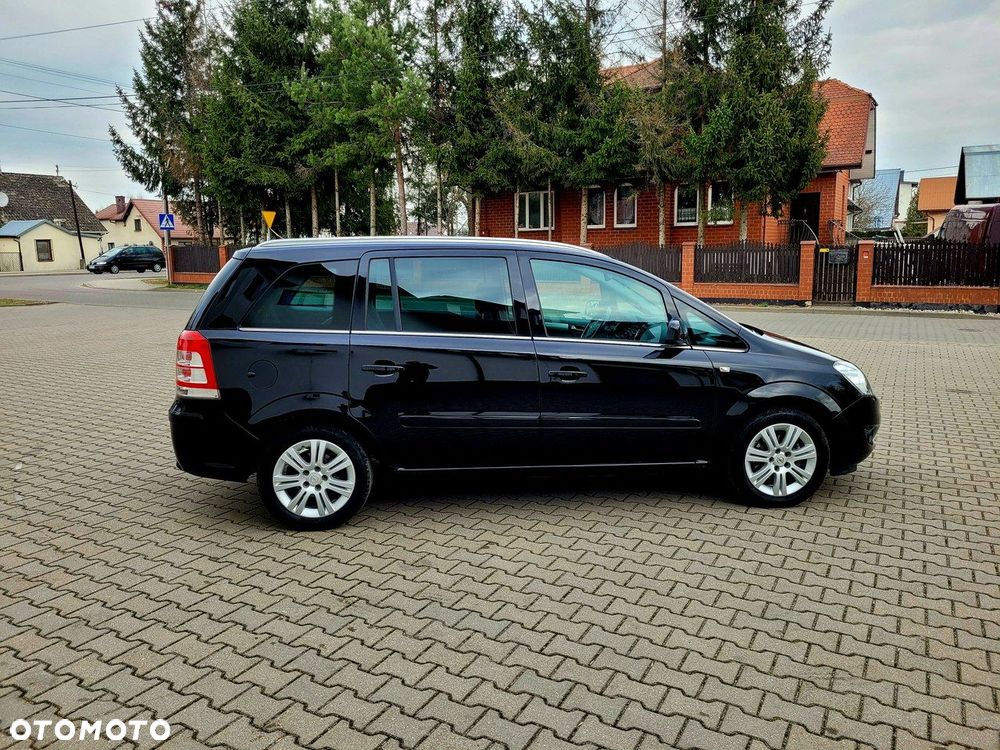 Opel Zafira 1.8 Cosmo - 13