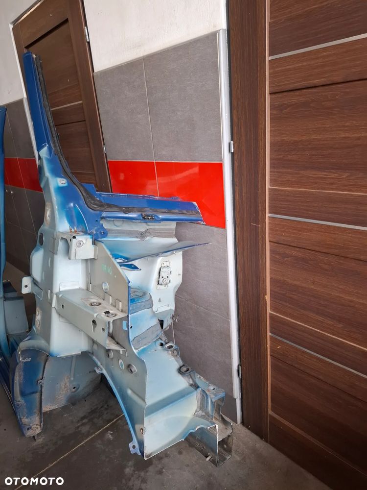 Ćwiartka słupek prawy bok Renault Master III 2019 kolor DRNQ - Rama - 2