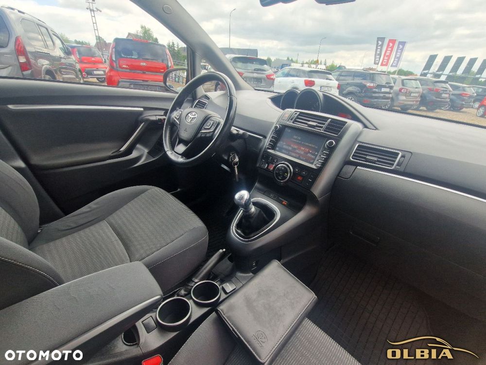 Toyota Verso 1.6 D-4D Prestige - 7