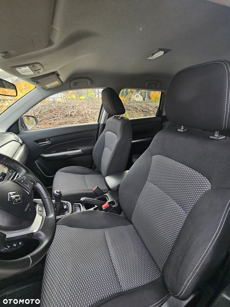 Suzuki Vitara - 10