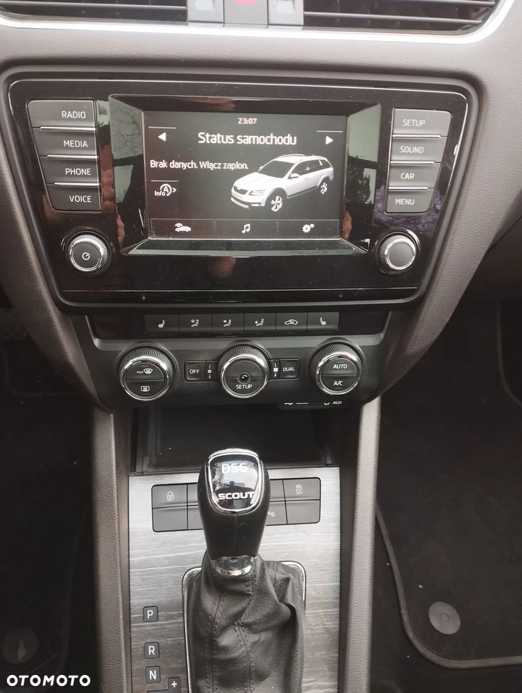 Skoda Octavia 2.0 TDI 4x4 DSG Scout - 15