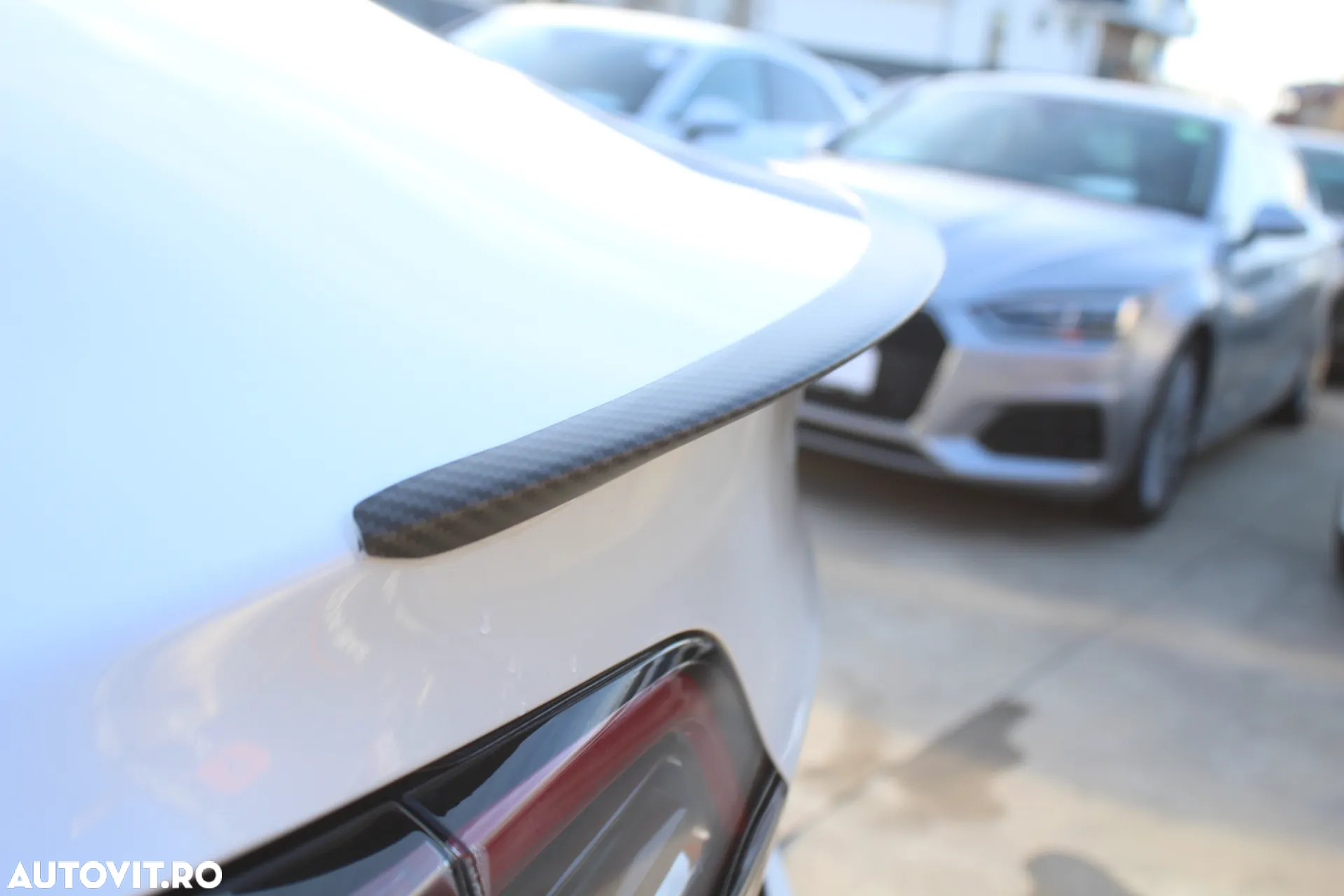 Tesla Model 3 - 16