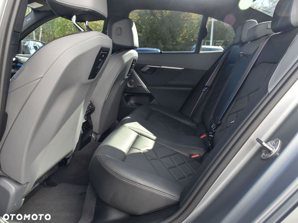 BMW i5 83.9kWh M60 xDrive - 22