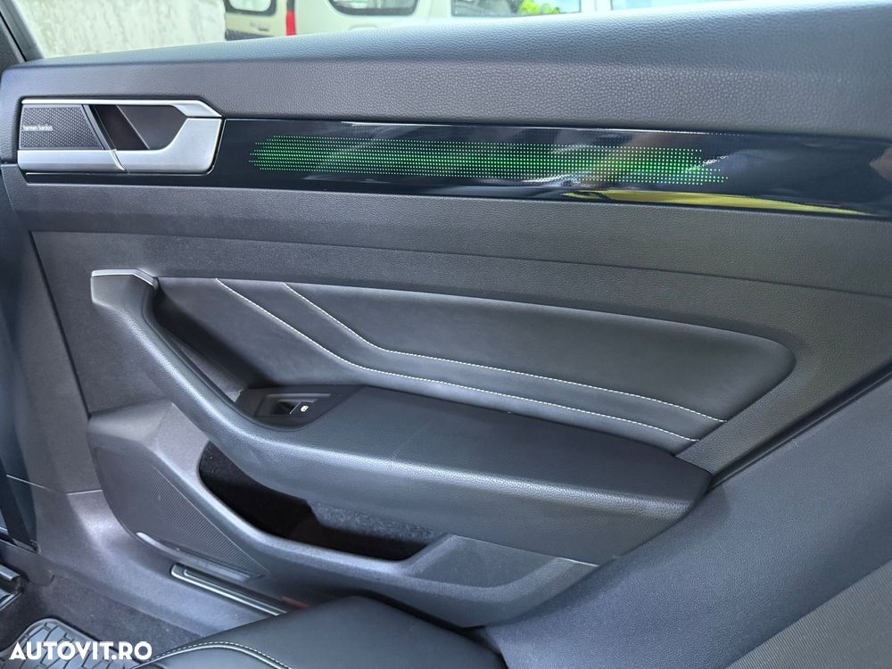 Volkswagen ARTEON 2.0 TSI DSG R-Line - 19