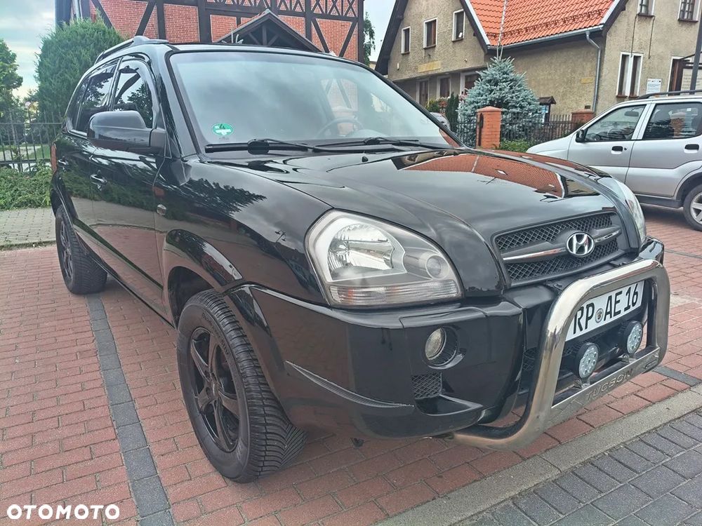 Hyundai Tucson 2.0 Comfort 2WD - 11