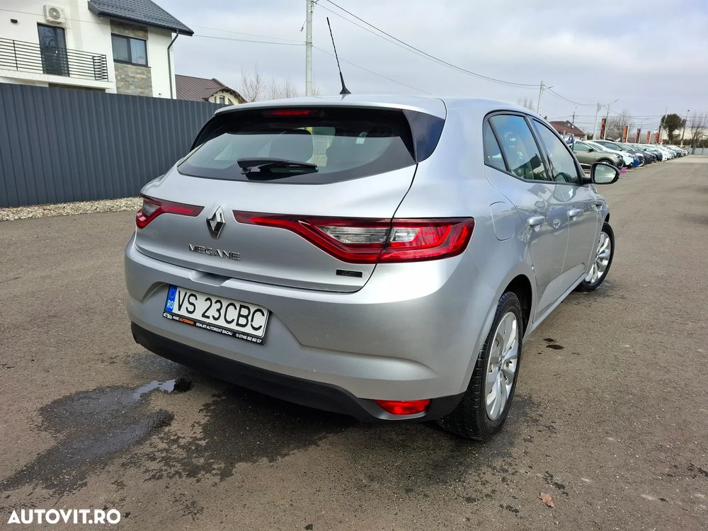 Renault Megane ENERGY dCi Intens - 4