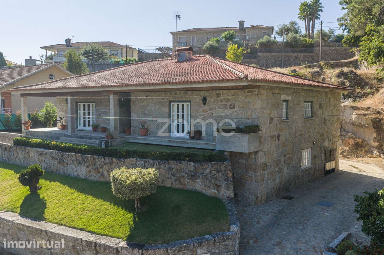 Moradia em granito em Paçô, Arcos de Valdevez - Grande imagem: 4/34