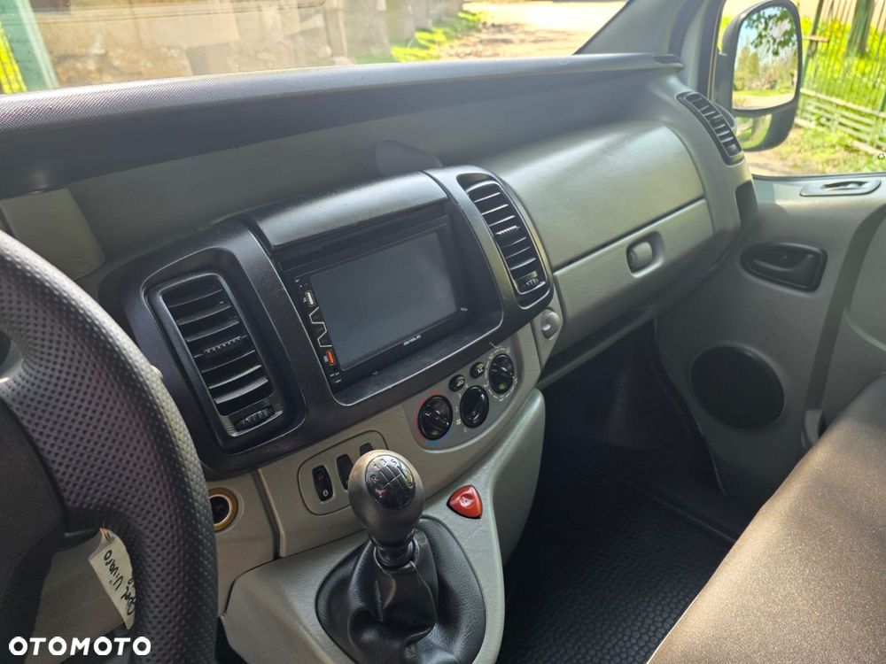 Opel Vivaro - 13