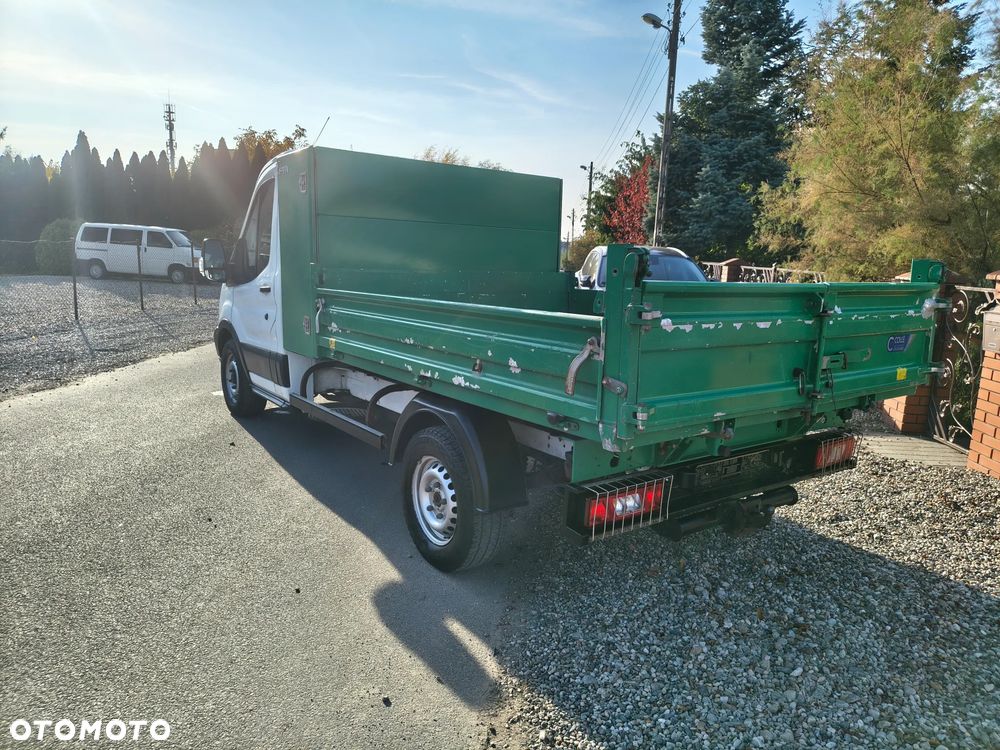 Ford Transit - 26