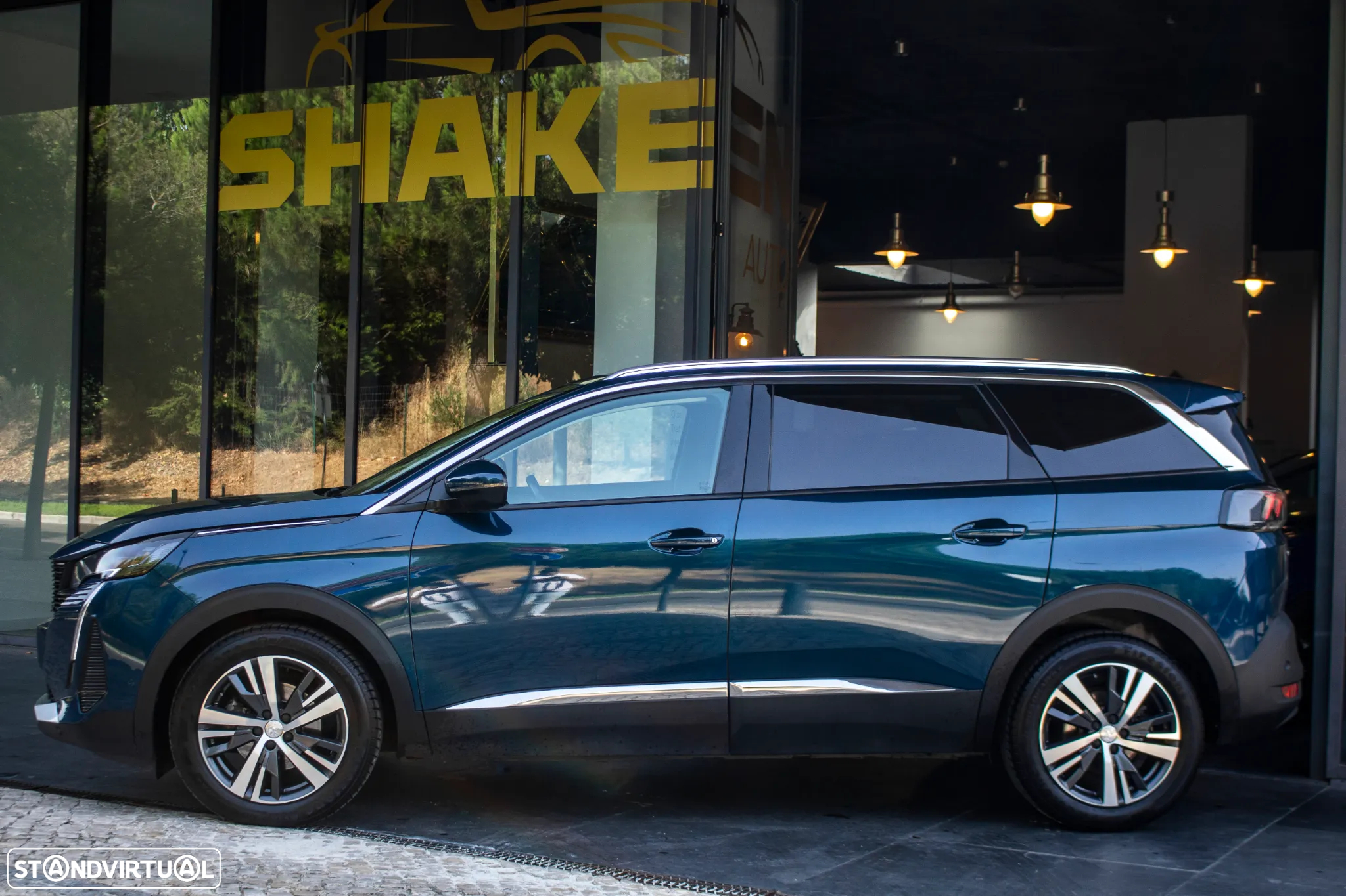 Peugeot 5008 1.5 BlueHDi Allure EAT8 - 2