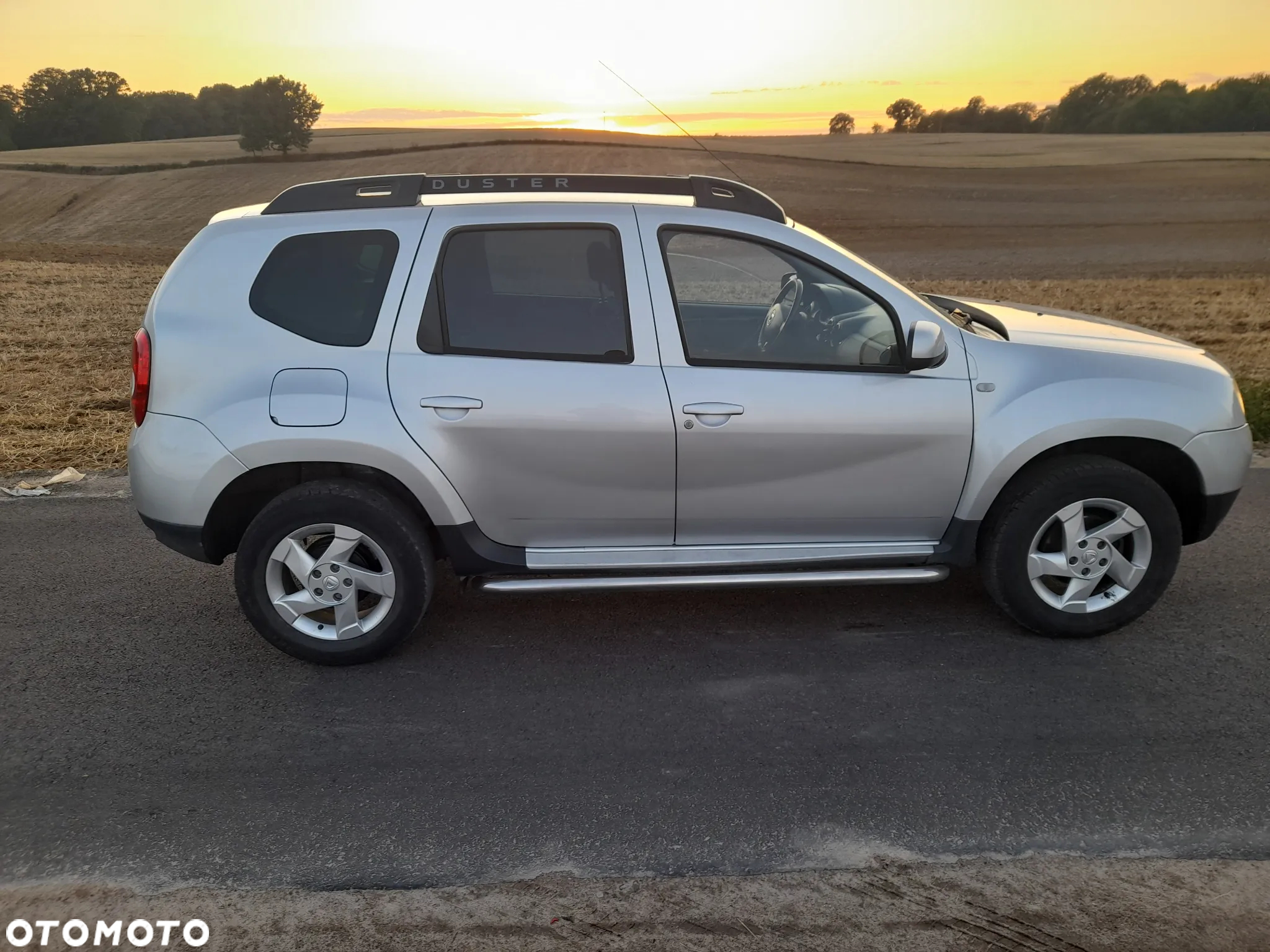 Dacia Duster 1.6 Laureate - 4