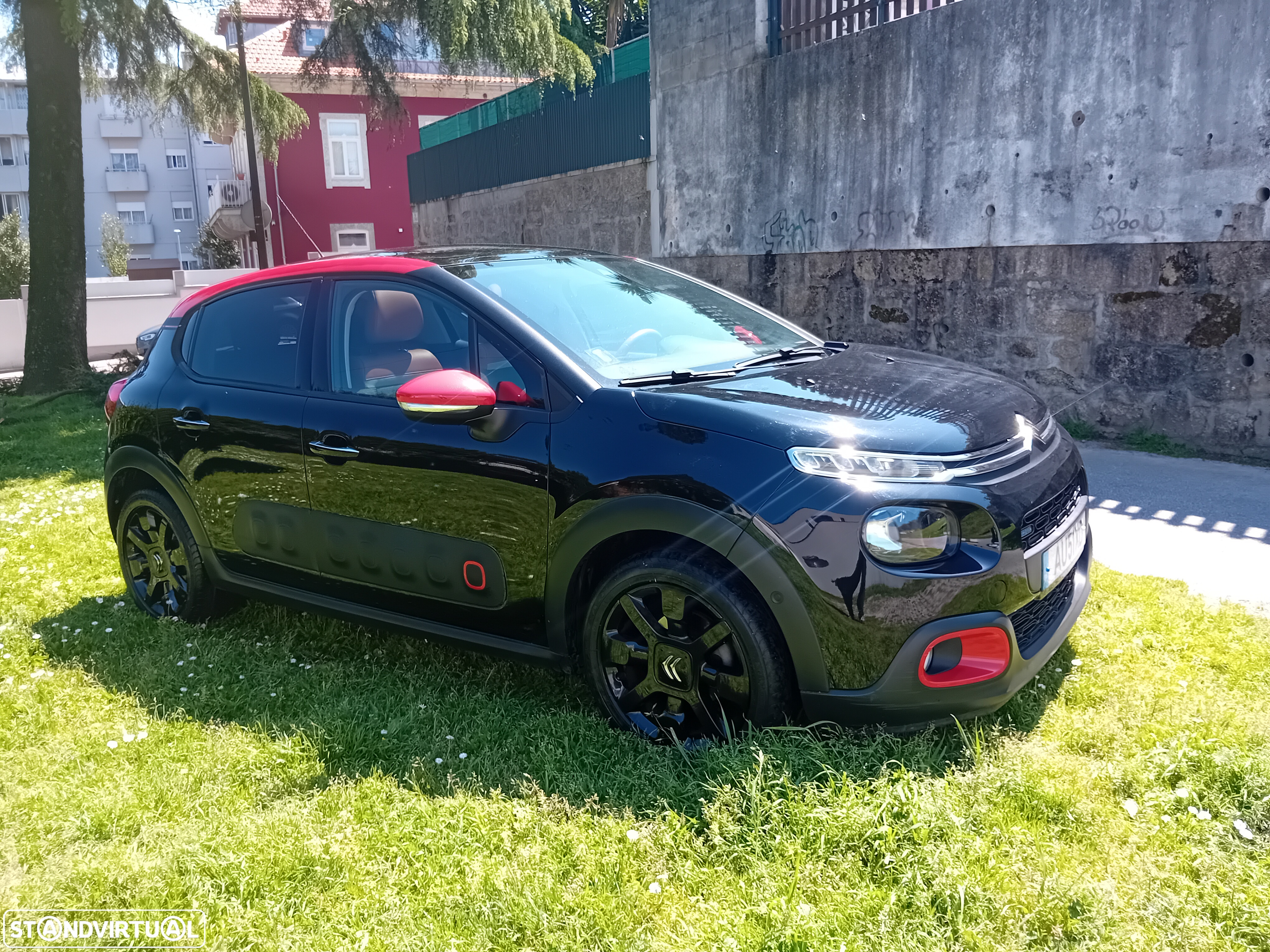 Citroën C3 1.2 PureTech Shine - 3