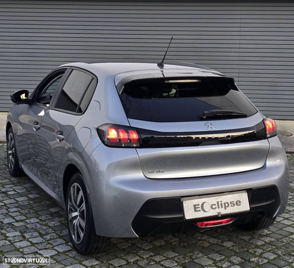 Peugeot 208 - 2