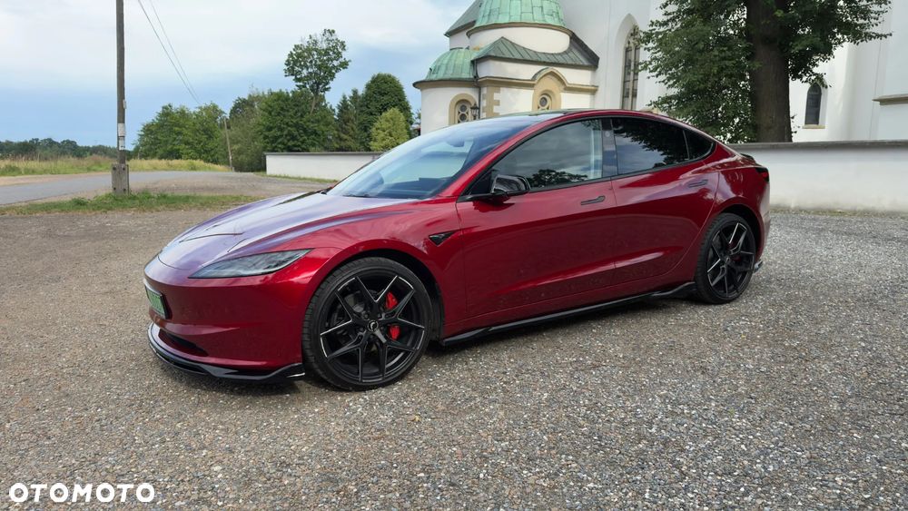 Tesla Model 3 - 2