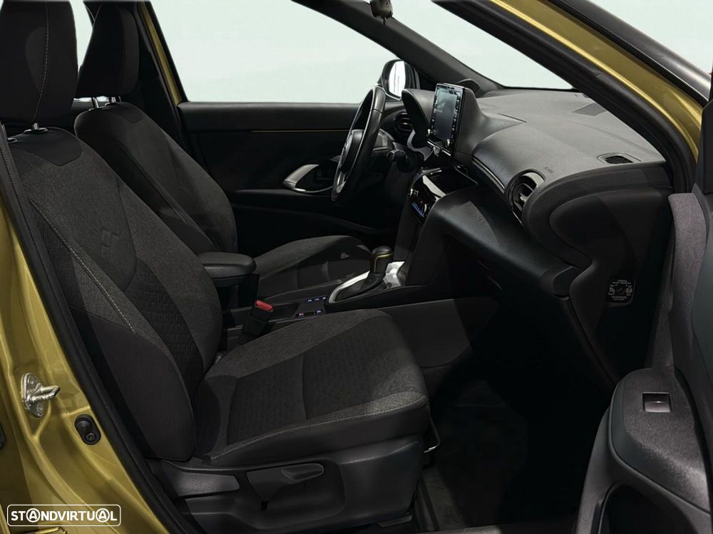 Toyota Yaris Cross 1.5 HDF Square Collection - 14