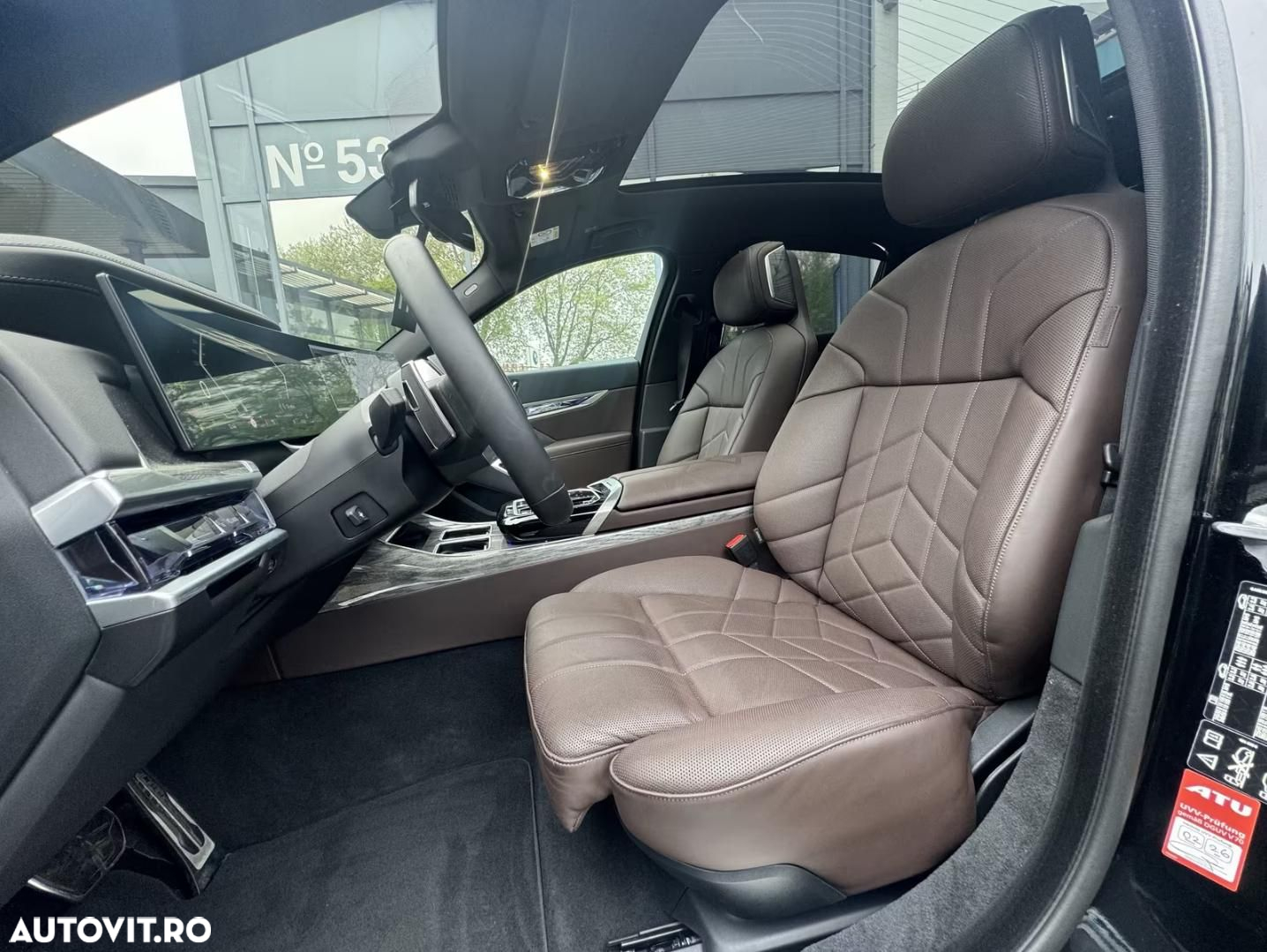 BMW Seria 7 - 10
