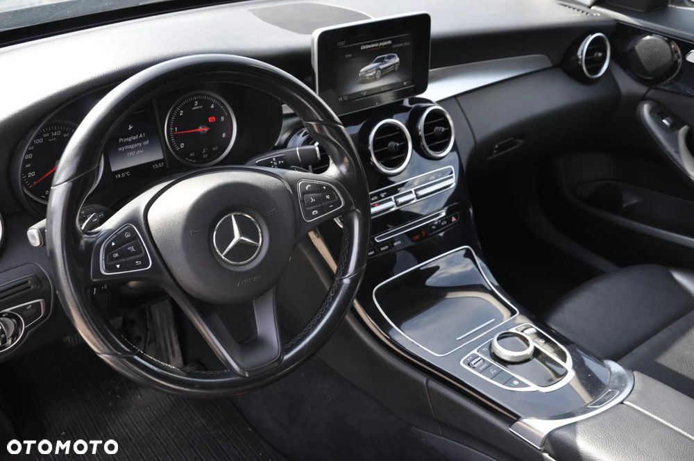 Mercedes-Benz Klasa C 180 (BlueTEC) d 7G-TRONIC Exclusive - 7