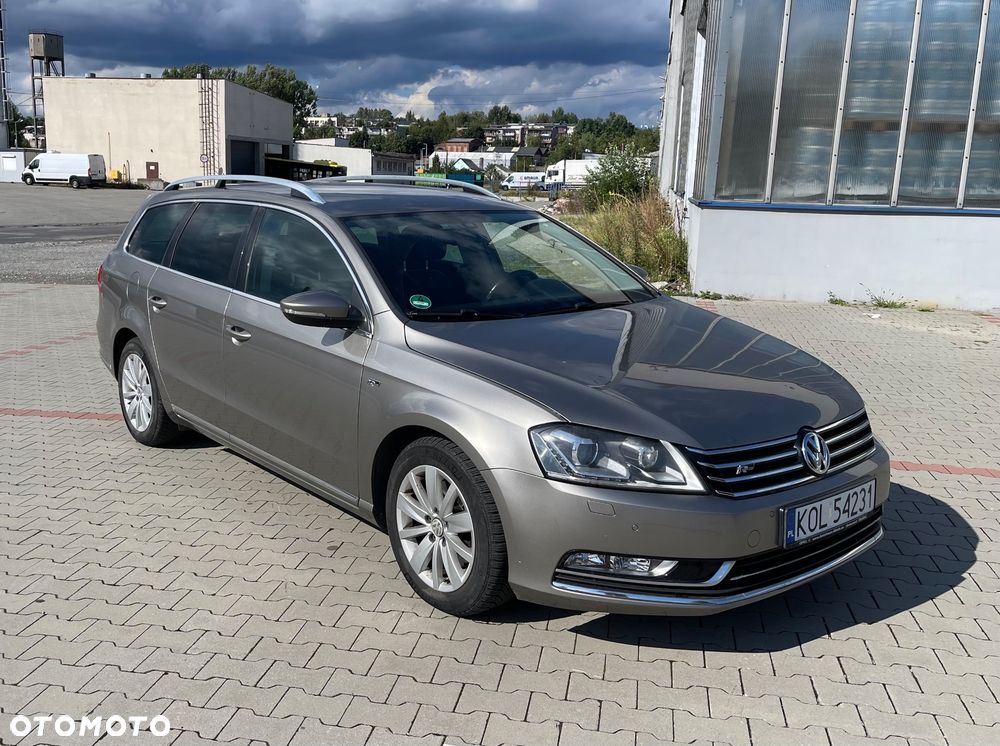 Volkswagen Passat 2.0 TDI DSG BlueMotion Technology R-Line - 2