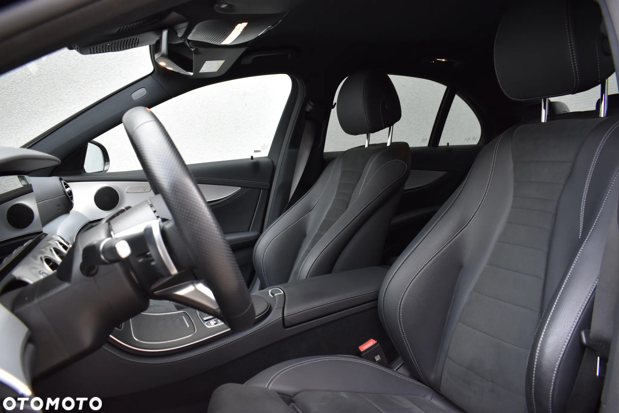 Mercedes-Benz Klasa E 220 d 4-Matic AMG - 9
