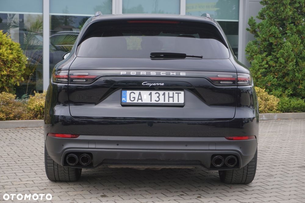 Porsche Cayenne - 6