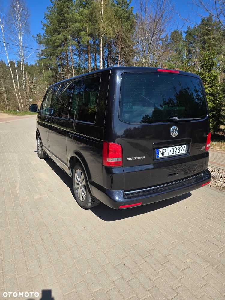 Volkswagen Multivan - 8